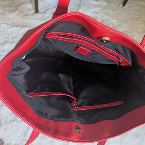 Elegant Red Tote Bag - Picture 4 of 12